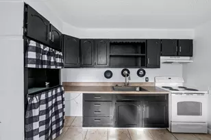 39 Will Kelly Ave, Defuniak Springs, FL 32433 - Photo 11