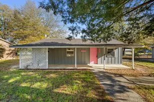 39 Will Kelly Ave, Defuniak Springs, FL 32433 - Photo 3