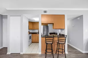 308 SW Miracle Strip Parkway SW, Fort Walton Beach, FL 32548 - Photo 19