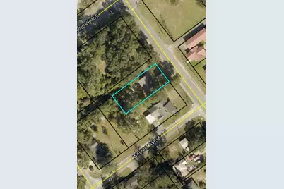 296 S Wilson Street, Crestview, FL 32536 - Photo 1