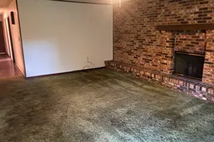 57 NW Cinderella Ln NW, Fort Walton Beach, FL 32547 - Photo 3