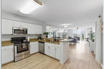 970 E Hwy 98 #305, Destin, FL 32541 - Photo 11