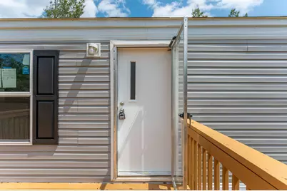 382 W Royal Palm Ave, Defuniak Springs, FL 32433 - Photo 29