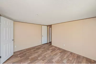 382 W Royal Palm Ave, Defuniak Springs, FL 32433 - Photo 13