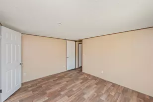 382 W Royal Palm Ave, Defuniak Springs, FL 32433 - Photo 13