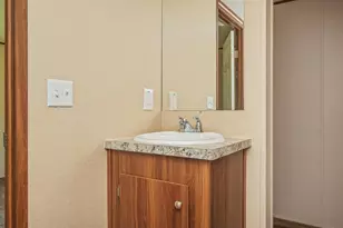 382 W Royal Palm Ave, Defuniak Springs, FL 32433 - Photo 25