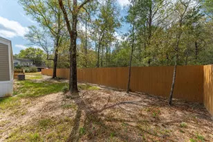 402 W Royal Palm Ave, Defuniak Springs, FL 32433 - Photo 29