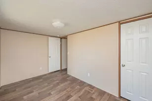 402 W Royal Palm Ave, Defuniak Springs, FL 32433 - Photo 11