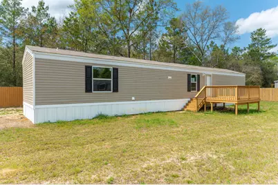 402 W Royal Palm Ave, Defuniak Springs, FL 32433 - Photo 1