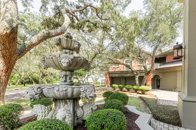 204 Laura Lane, Gulf Breeze, FL 32561 - Photo 13