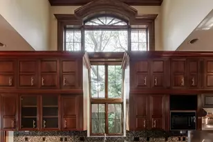 204 Laura Ln, Gulf Breeze, FL 32561 - Photo 27