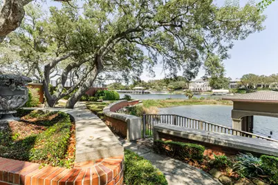 204 Laura Lane, Gulf Breeze, FL 32561 - Photo 41