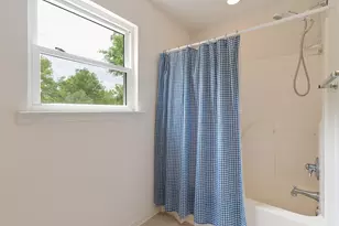 367 Okaloosa Ave, Valparaiso, FL 32580 - Photo 59