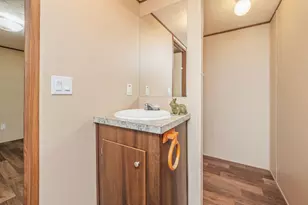 246 Rainbow Dr, Crestview, FL 32539 - Photo 15