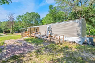 246 Rainbow Dr, Crestview, FL 32539 - Photo 23