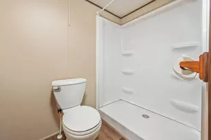 246 Rainbow Dr, Crestview, FL 32539 - Photo 13