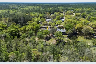 748 Phillips Drive, Freeport, FL 32439 - Photo 7