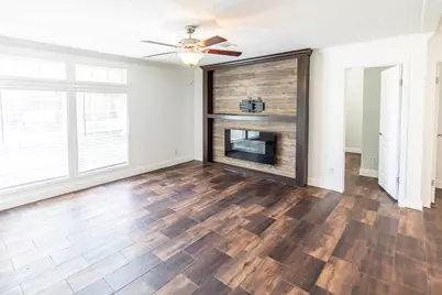 748 Phillips Drive, Freeport, FL 32439 - Photo 19