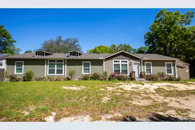 748 Phillips Drive, Freeport, FL 32439 - Photo 3