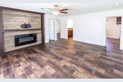 748 Phillips Drive, Freeport, FL 32439 - Photo 21