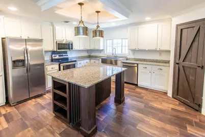 748 Phillips Drive, Freeport, FL 32439 - Photo 15