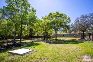 748 Phillips Dr, Freeport, FL 32439 - Photo 43