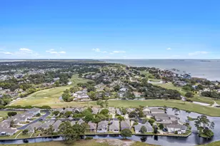 1124 Willowood Cir, Gulf Breeze, FL 32563 - Photo 49