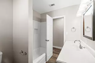 2100 W Beach Dr W, Panama City, FL 32401 - Photo 9