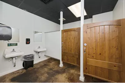 1296 N Ferdon Boulevard N, Crestview, FL 32536 - Photo 25