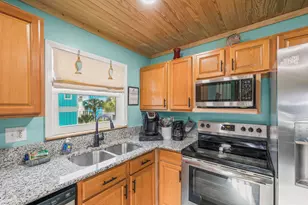 1430 Tina Dr, Navarre, FL 32566 - Photo 9