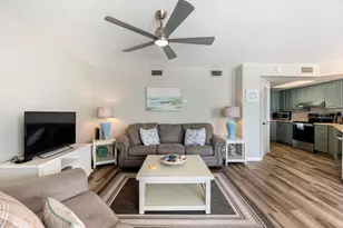 17155 Front Beach Rd, Panama City Beach, FL 32413 - Photo 9