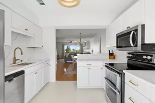 8522 Gulf Blvd, Navarre, FL 32566 - Photo 5