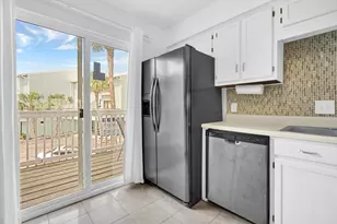 8522 Gulf Blvd, Navarre, FL 32566 - Photo 15