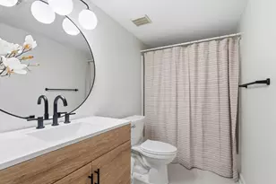 8522 Gulf Blvd, Navarre, FL 32566 - Photo 15