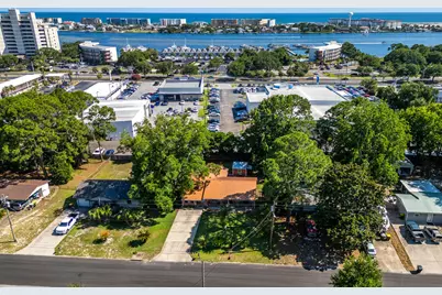 218 SW Coral Drive SW, Fort Walton Beach, FL 32548 - Photo 9