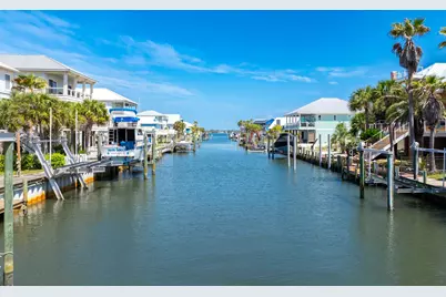 1406 Homeport Drive, Navarre, FL 32566 - Photo 15