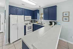 1406 Homeport Dr, Navarre, FL 32566 - Photo 7