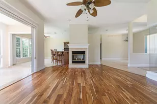 421 Emerald Pointe Dr, Mary Esther, FL 32569 - Photo 5