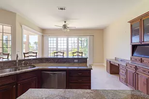 421 Emerald Pointe Dr, Mary Esther, FL 32569 - Photo 11