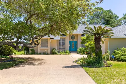 421 Emerald Pointe Drive, Mary Esther, FL 32569 - Photo 1