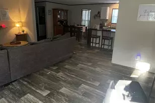 187 E Violet Ln E, Defuniak Springs, FL 32433 - Photo 3