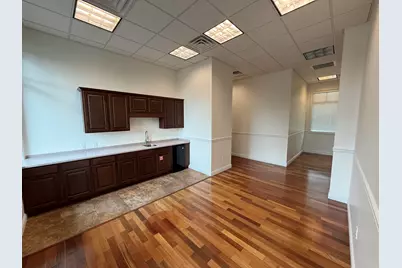 5210 S Ferdon Boulevard S #UNIT B, Crestview, FL 32536 - Photo 11