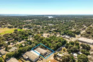 817 Navy St, Fort Walton Beach, FL 32547 - Photo 1