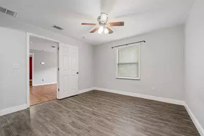 404 W 1st Avenue W, Crestview, FL 32536 - Photo 17