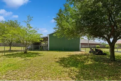 2377 Lake Silver Road, Crestview, FL 32536 - Photo 9