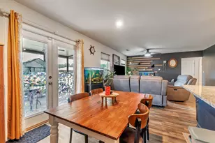 213 E Lockwood Way E, Defuniak Springs, FL 32435 - Photo 11