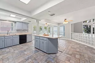 2062 Blue Vw Ct, Navarre, FL 32566 - Photo 27