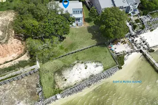 2062 Blue Vw Ct, Navarre, FL 32566 - Photo 3