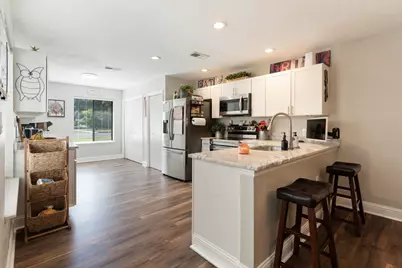 1112 Pin Oak Circle, Niceville, FL 32578 - Photo 9