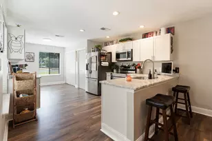 1112 Pin Oak Cir, Niceville, FL 32578 - Photo 9